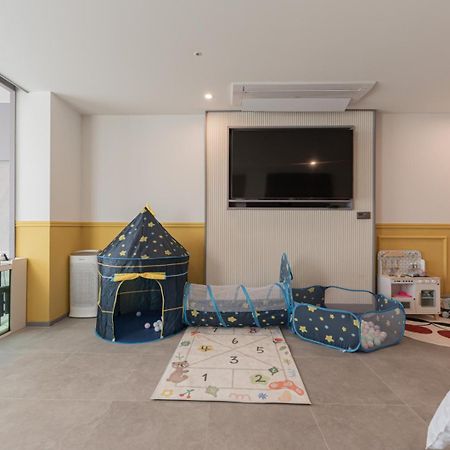 Yeongdo Grandbern Hotel Пусан Екстериор снимка