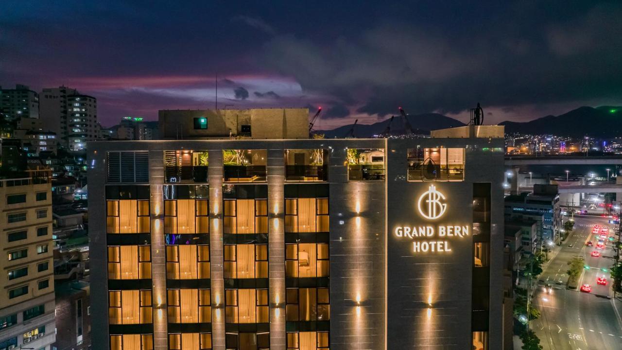 Yeongdo Grandbern Hotel Пусан Екстериор снимка