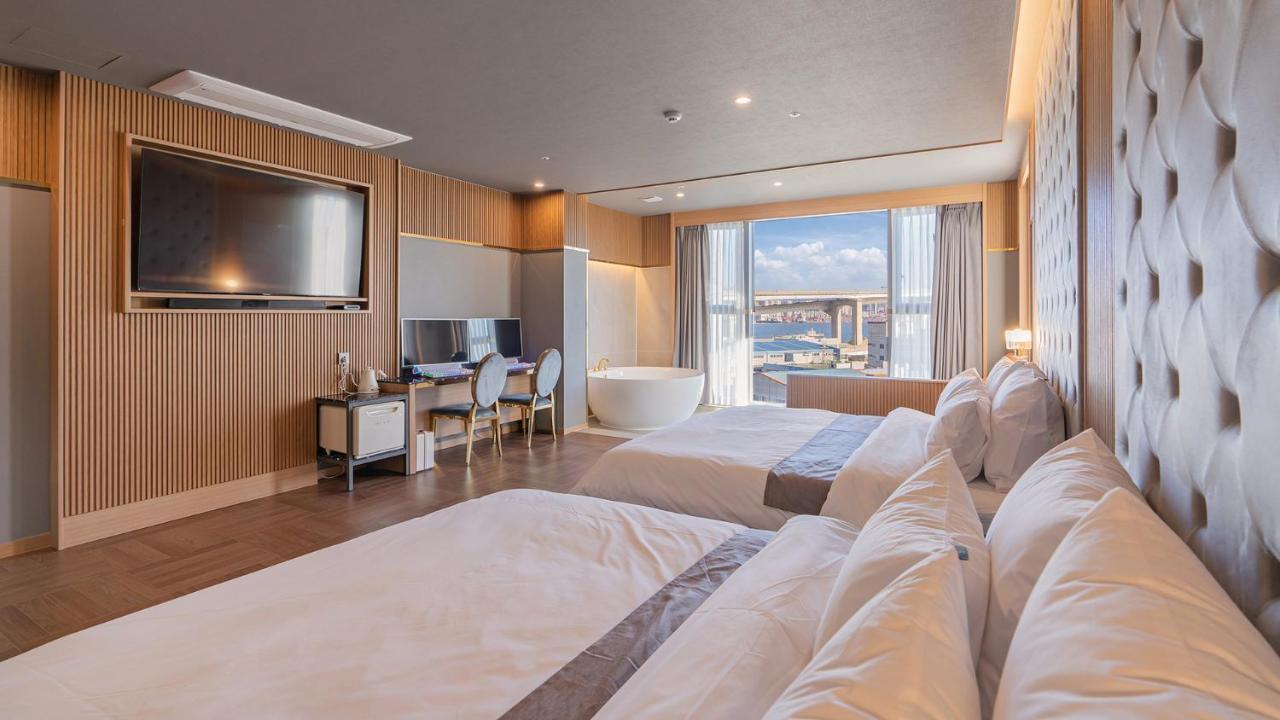 Yeongdo Grandbern Hotel Пусан Екстериор снимка