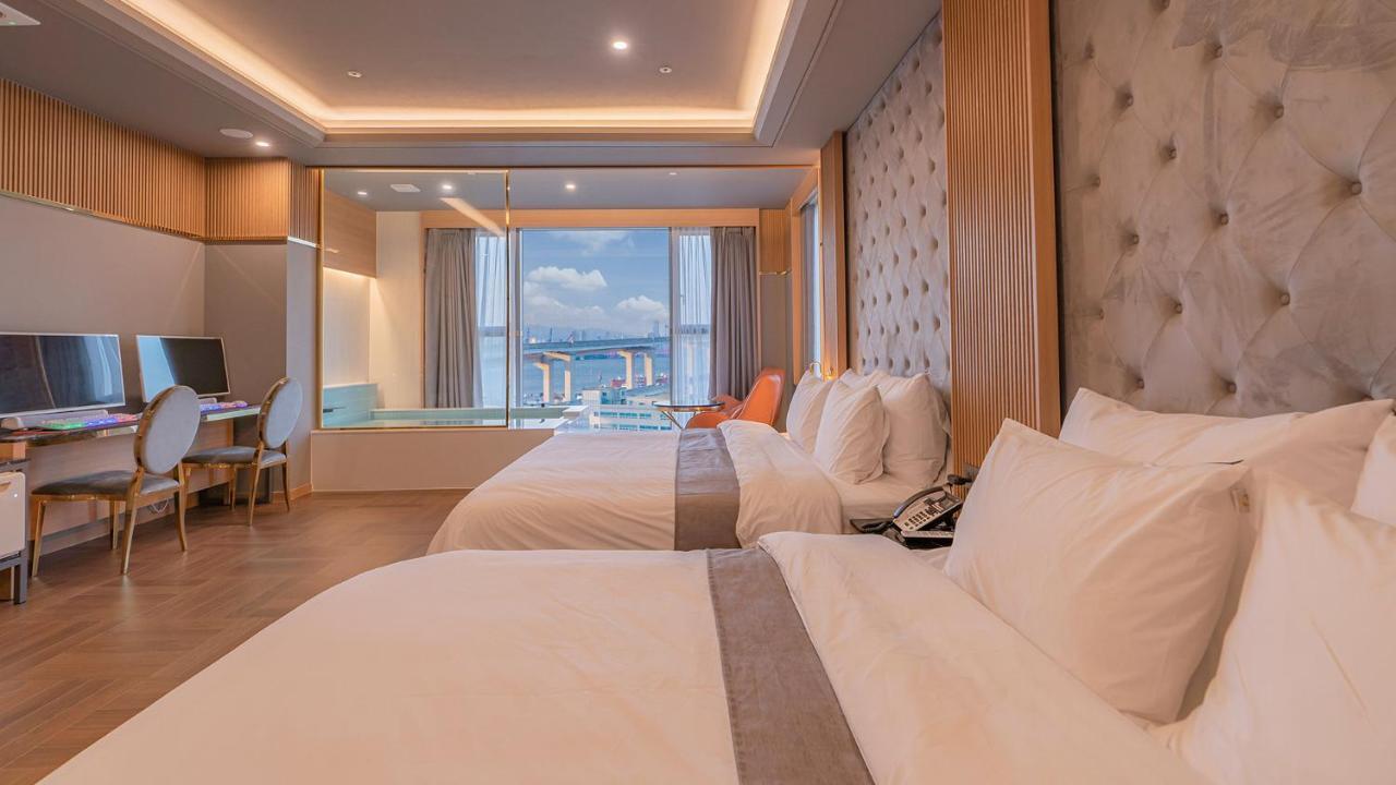Yeongdo Grandbern Hotel Пусан Екстериор снимка