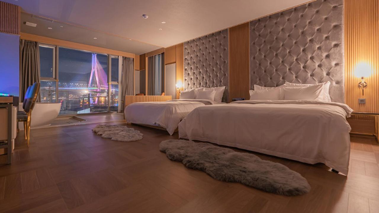 Yeongdo Grandbern Hotel Пусан Екстериор снимка